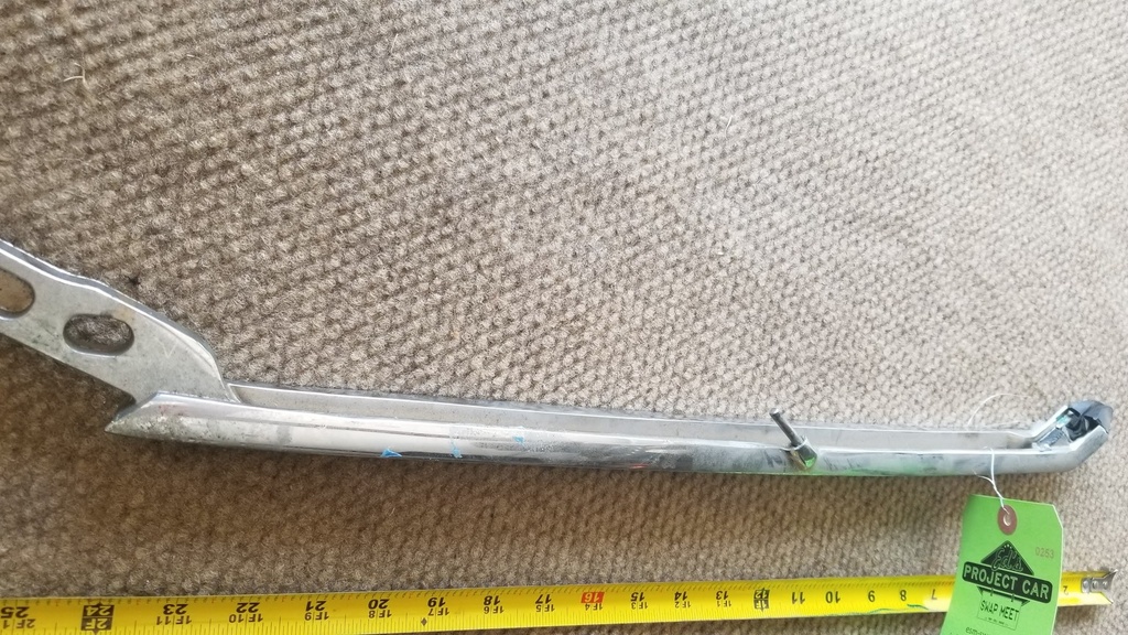 1969 CHARGER DOOR VENT WINDOW BRACKET - MOPAR RH 2811340 95499